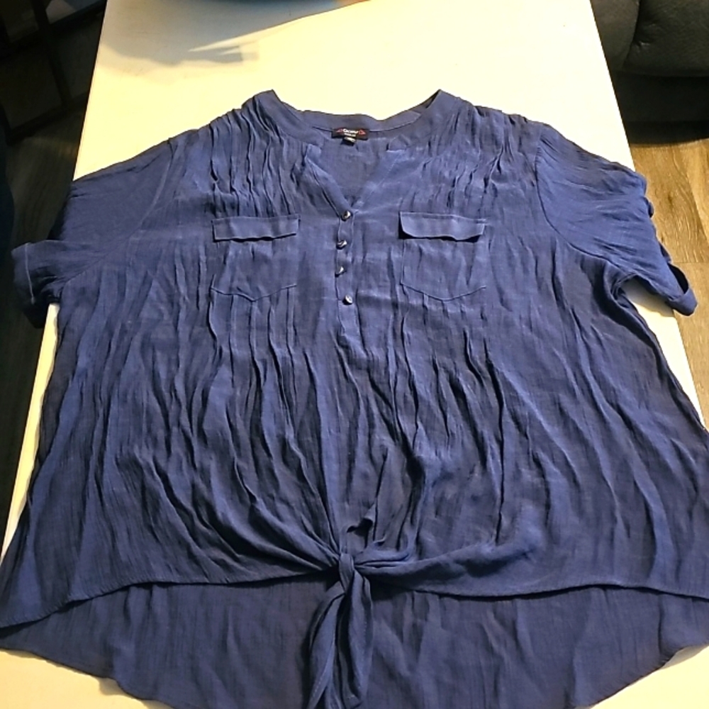 Cocomo Sz 3X Navy Plus Sz Blouse. Like New Condition!!